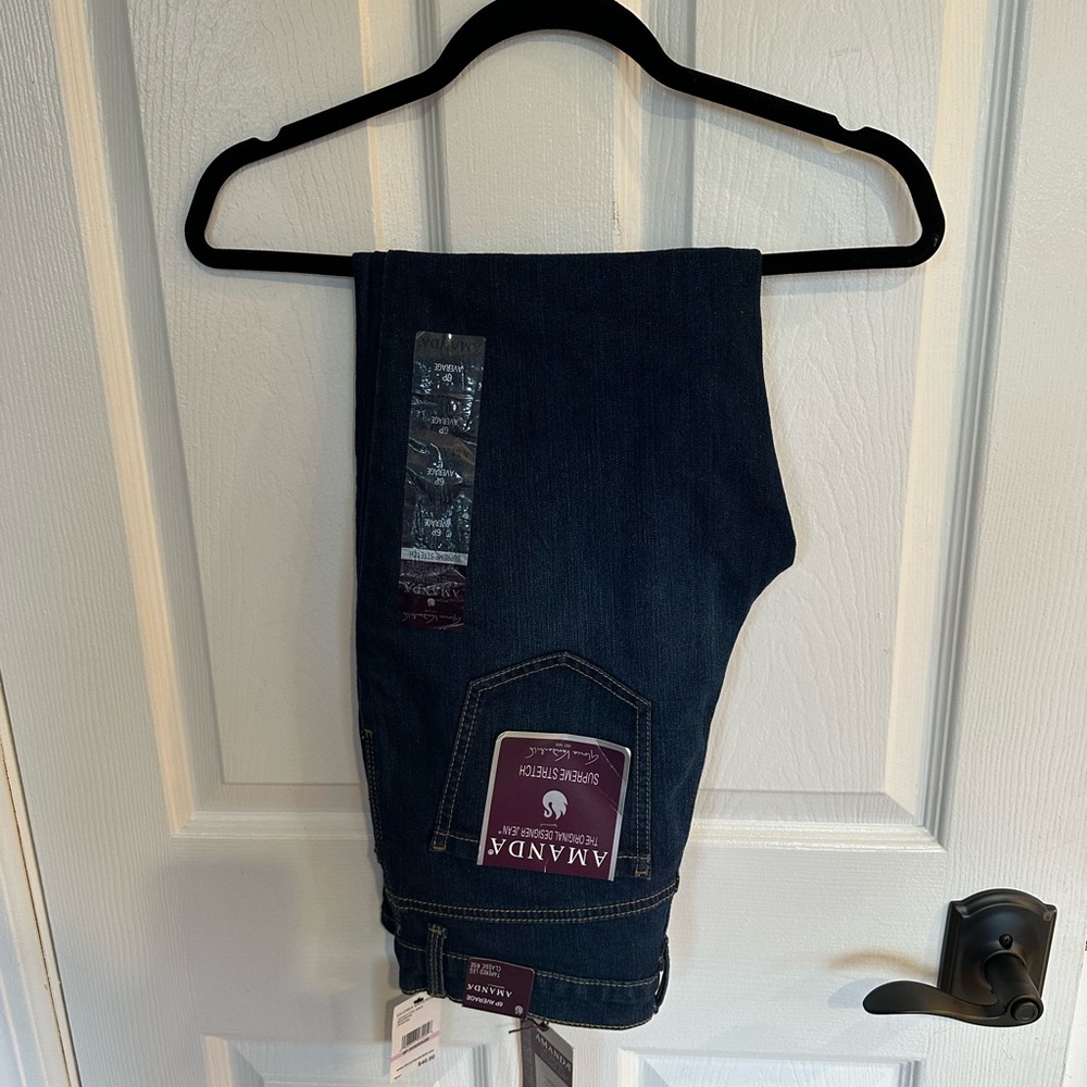 Amanda -Gloria Vanderbilt Jeans